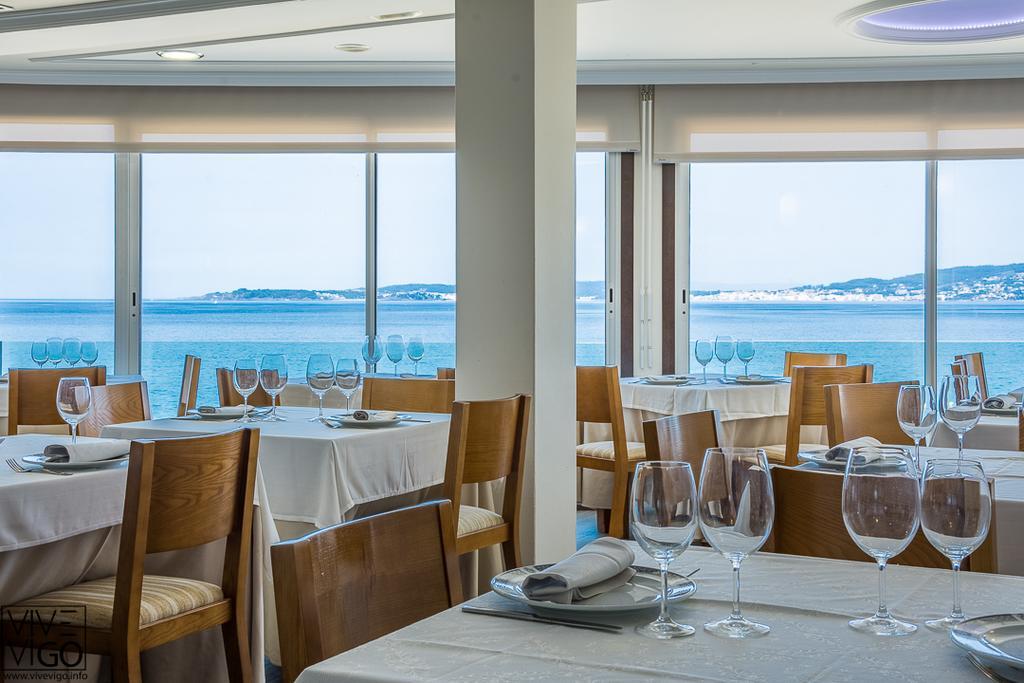 Hotel Restaurante Loureiro Bueu Bagian luar foto
